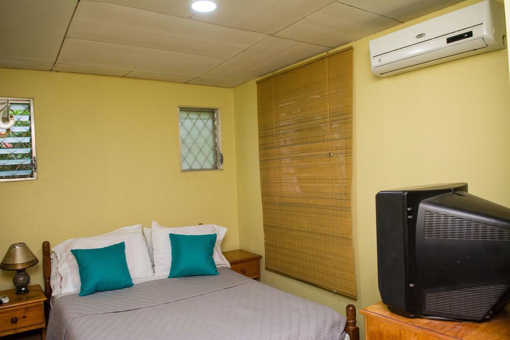 Hostal Casa Los Espinoza Манагуа Екстер'єр фото