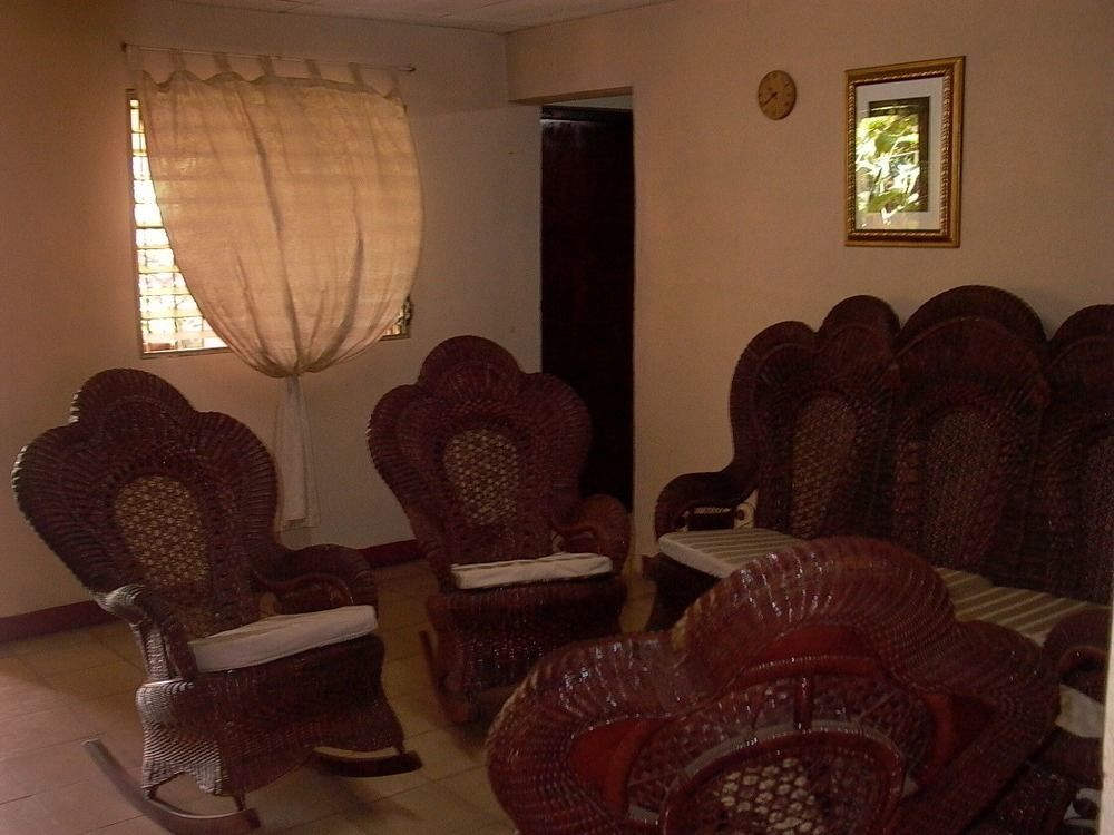 Hostal Casa Los Espinoza Манагуа Екстер'єр фото